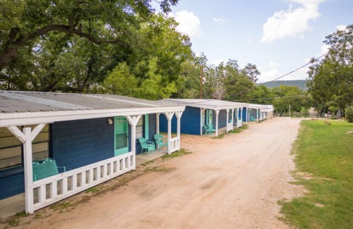 Burnet Cabin | Cabin 6 - Located next to Lakehouse 9