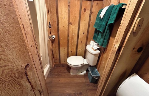 Christopher Creek Cabin | Cabin #6 - Studio - No Fireplace