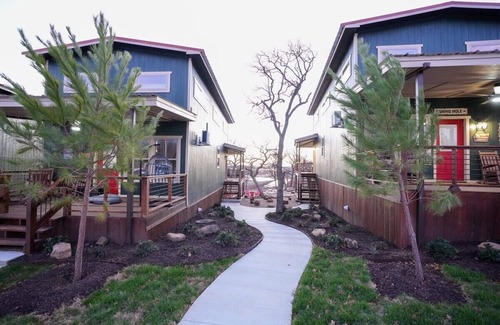 Bridgeport Cabin | Cabin 8 - CampQYB- Modern Lux Cabin, Hot Tub, FirePit, Sauna