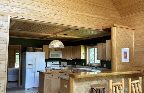 McMillan Cabin | Cabin at Big Manistique Lake!