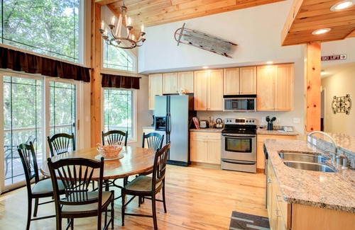 Nellysford House | Cabin Blue Ridge with Wintergreen Advantage