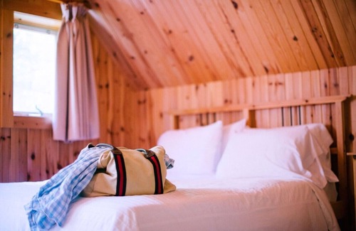 Saint-Paul-de-Montminy Ski Chalet | Cabin in the Appalachian Hiking Trails
