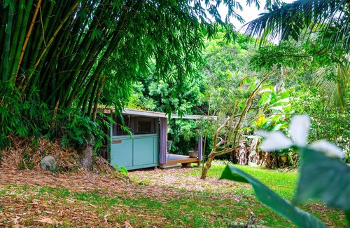 Kealakekua Cabin | Cabin in Kealakekua with kitchen