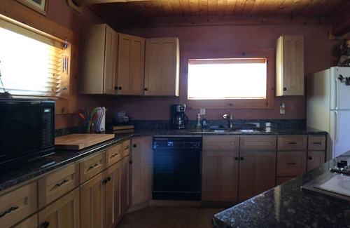Leeds House | Cabin in Silver Reef, Utah Rockhound Heaven!