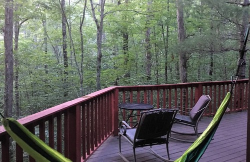 Jamestown Cabin | Cabin in the Big South Fork/Pickett State Park Area.
