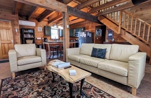 Benton Cabin | Cabin in the Woods - Near Ricketts Glen - With Many Modern Amenities