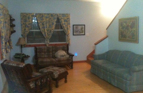 St. James Cabin | Cabin near Meramec River & Maramec Spring Park - Private Vacation Cabin