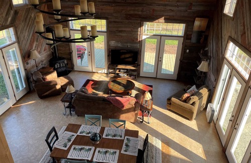 Kewaunee Cabin | Cabin on Glen Innish Farm