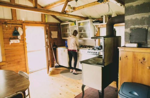 Rapid River Cabin | Cabin on lake with sauna - pets ok. Kayaks and boat provided.