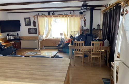 Deer River Cabin | Cabin on the Lake- 4 season