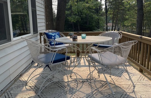 Atlanta Cottage | Cabin on the lake orv’s and campers welcome!