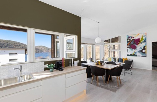 Frogn Cottage | Cabin Oslofjord -sleeps14-seaview-familyfriendly