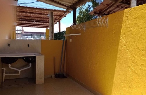 Porto Seguro Cabin | Cabin with kitchen: 500 meters from the beach. With parking and barbecue.