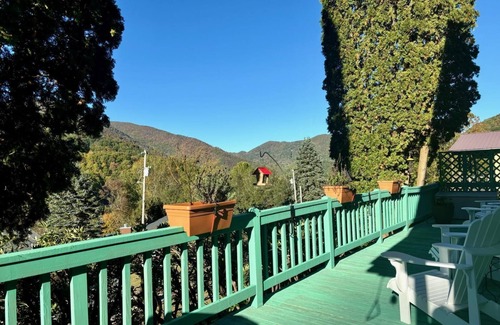 Maggie Valley Cabin | Cabin with Great Mountain views