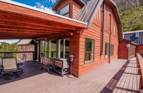 Irwin Cabin | Cabin With Room for Everyone