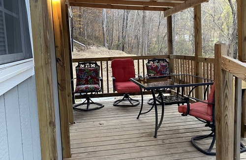 Genoa Cabin | Cabin- within minutes to outlaw trails and Hatfield McCoy trails