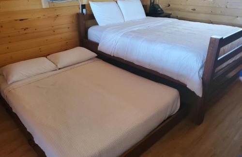 Peach Springs Hotel | Cabins at Grand Canyon West