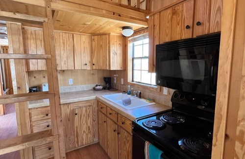 Mammoth Creek Cabin | Cabins by Panguitch Lake: Where Rustic Charm Meets Amazing Fishing!