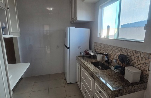 Cabo Frio House | Cabo Frio Beach House. 3 bedroom house, 1 suite, closet, swimming pool, barbecue