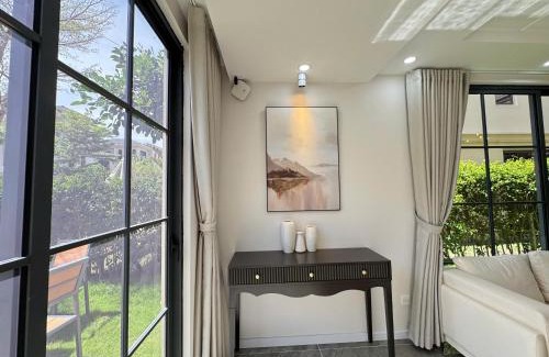 Duong To Villa | Cabo villa 3 bedrooms with public pool