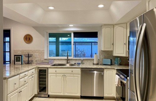 Spanish Mountain Estates House | Cactus House - Private home w/pool next to mountains and close to everything