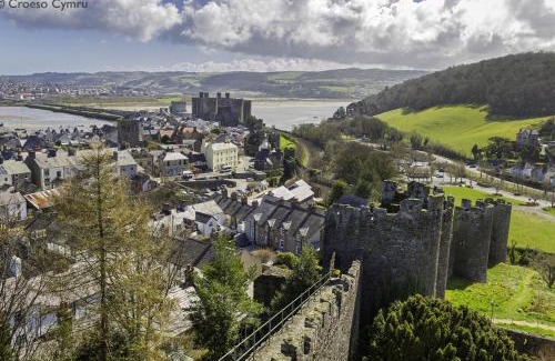 Rowen House | Cae Mawr