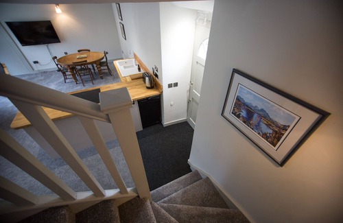 Ballater Cottage | Cairn Leuchan,Glen Muick, Ballater