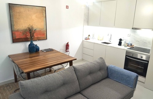 Santa Marinha Apartment | Cais das Pedras Pátio Apartment