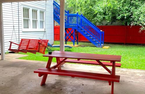 Downtown House | Cajun Stays Cedar Crest Entire Home