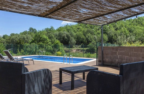Sagas Cottage | Cal Colom, rural house one hour and a quarter from Barcelona