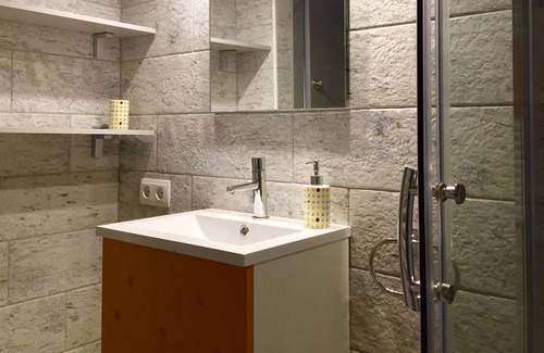 Berga Apartment | Cal Dansa, at carrer Major de Berga.