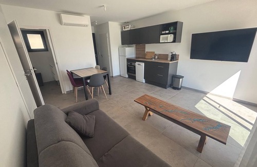 Bonifacio Condo | Cala Longa, cosy house 2 bedrooms, sleeps 5