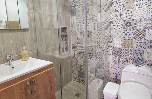 San Fernando Apartment | Cali, Colombia, spacious and cool apartment with parking/ wifi