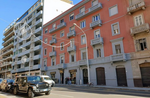 Cagliari House | Calìxa Guesthouse - Apartment Cagliari center, three rooms with private bathroom