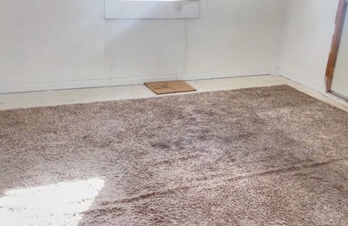 Johnstown House | calm zen peaceful aboden1 bedroom avail unfurnished