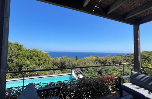 Calvi Villa | CALVI EXCEPTIONAL, UNIQUE, PANORAMIC SEA VIEW, MODERN VILLA, SWIMMING POOL 8 people