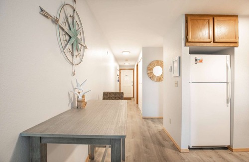 Ocean Shores Condo | Calypso - 1 Bedroom Condo, pet friendly