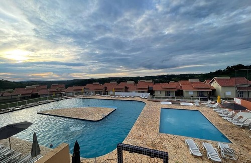 Mairinque Cottage | Camas Confortáveis, Churrasqueira, Jacuzzi Aquecida, sol o ano Inteiro e Paz!