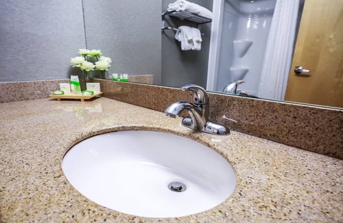 Cambridge Hotel | Cambridge Hotel and Conference Centre