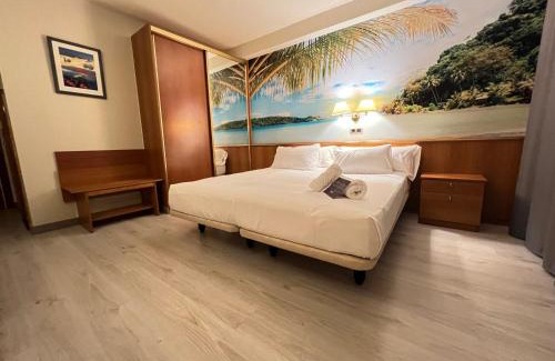 Vinyols i els Arcs Hotel | Cambrils Paradise -SPECIAL OFFER-