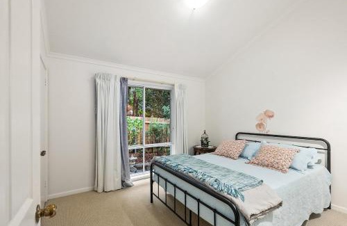 Berry House | Camelia Grove
