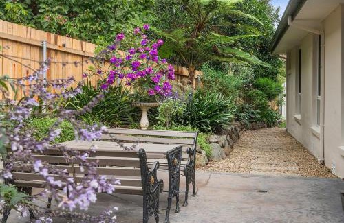 Berry House | Camelia Grove