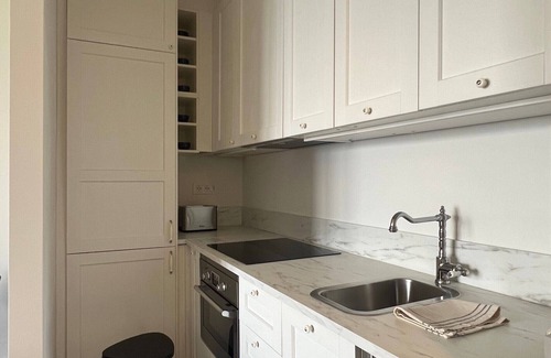 Lesa Apartment | Camelia modern apartment with lake view
