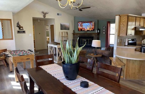 Ruidoso House | Camelot Cabin Summary