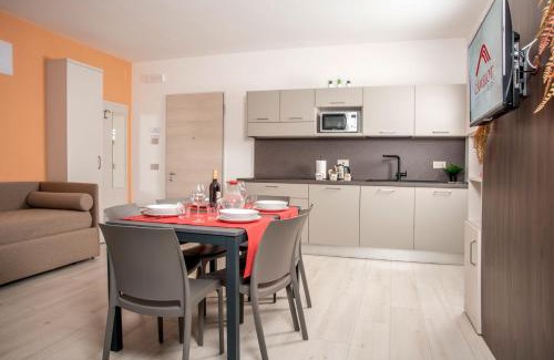 Borgo Roma Apartment | Camelot Red - Appartamenti