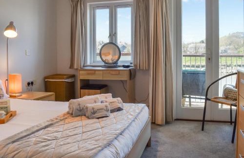Egloshayle House | Camelside