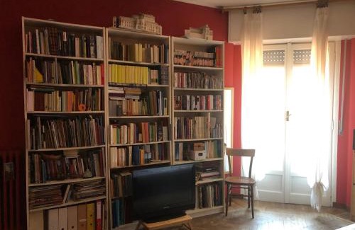 Giambellino House | camera in via Tolstoi
