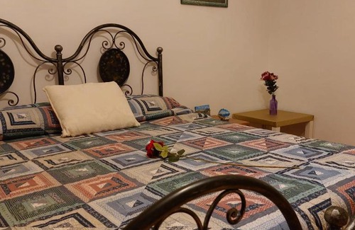 Pistoia House | Camera "La Margherita"