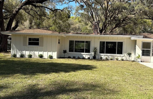 Dunnellon House | Camp Collop on the Rainbow River