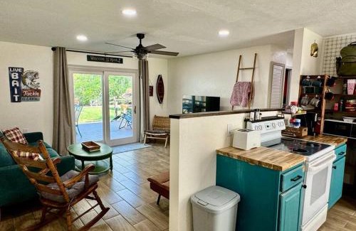 Crystal River House | Camp Manatee-waterfront